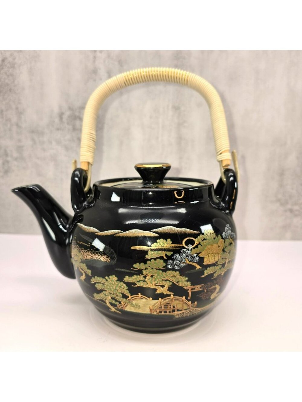Otagiri Teapot Vintage Japanese Black Ceramic Bamboo Handle Gold Trim VL5115